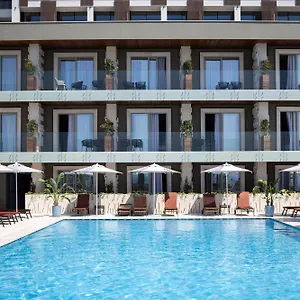 Priam, Affiliated By Melia ***** فلورا